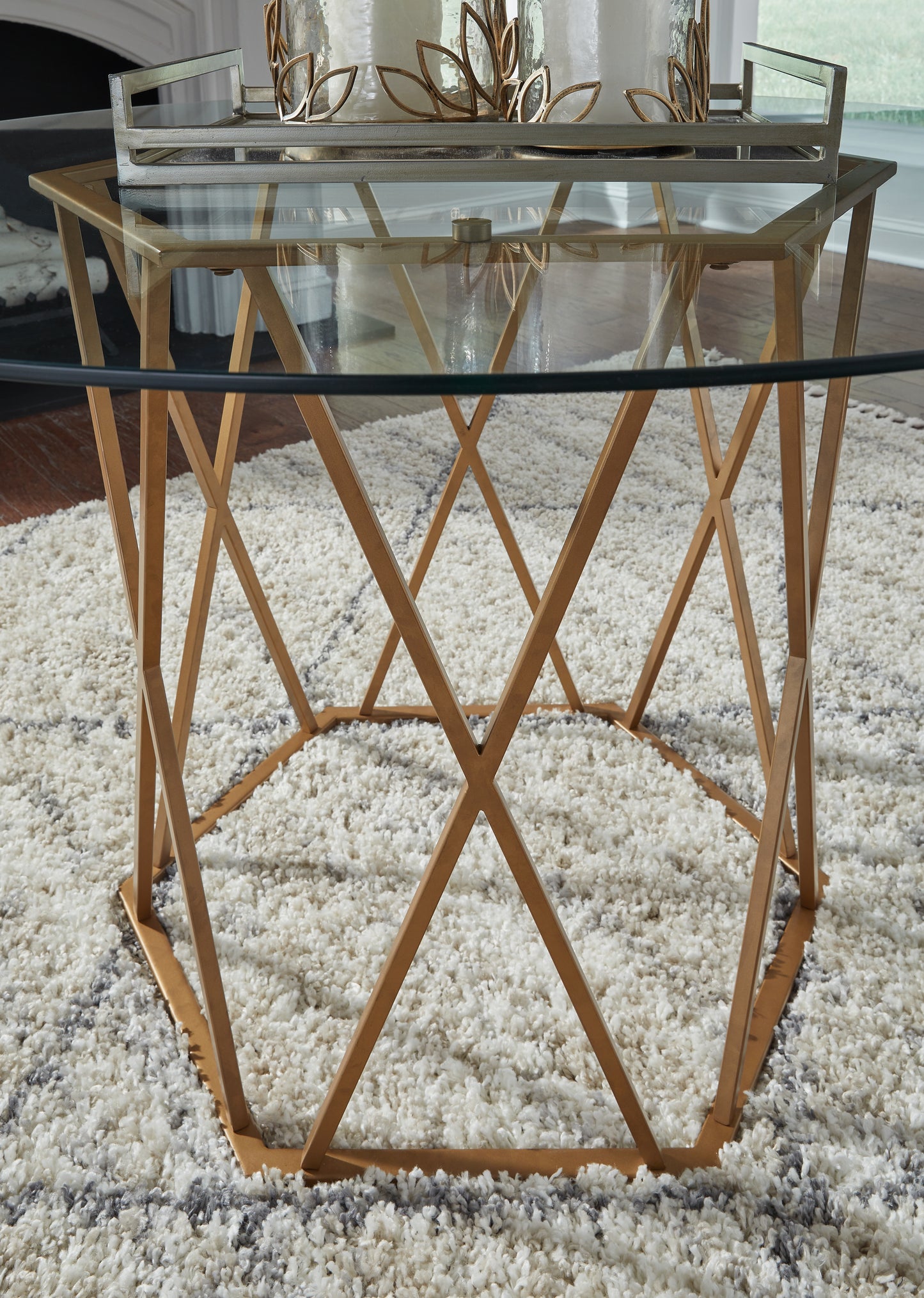 Wynora Dining Table