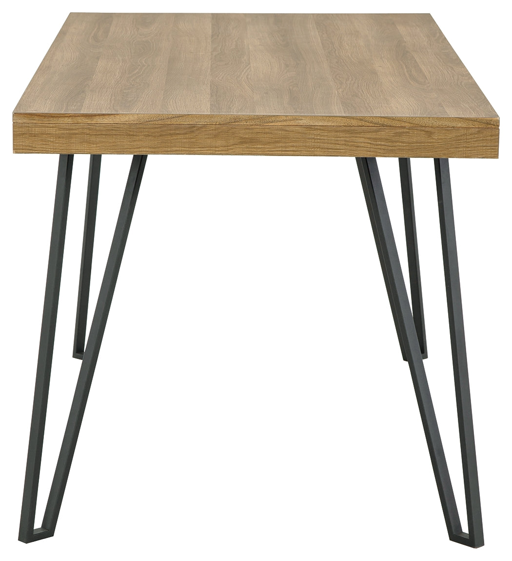 Strumford Dining Table