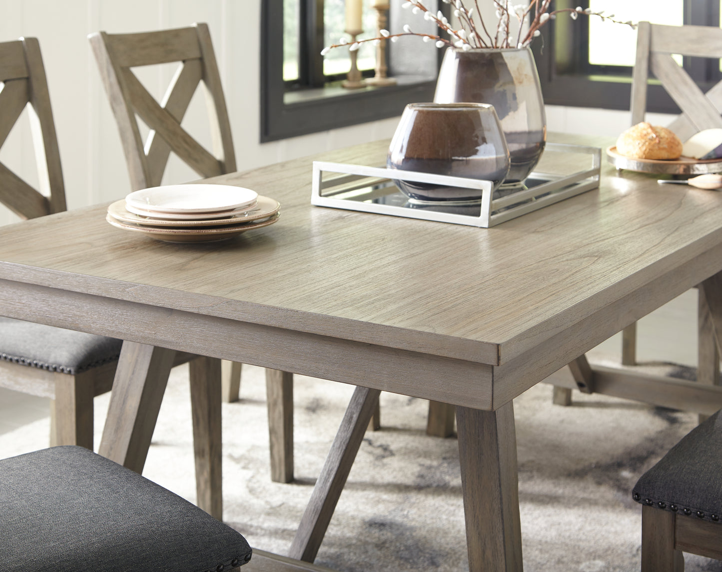 Aldwin Dining Table