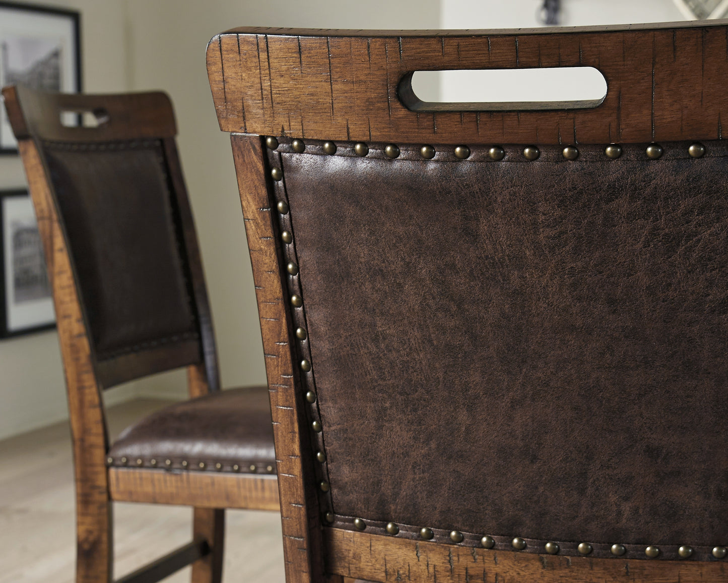 Royard Counter Height Bar Stool
