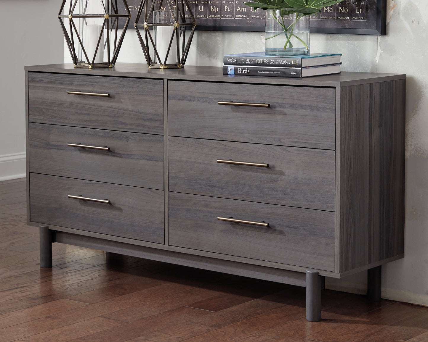 Brymont Dresser