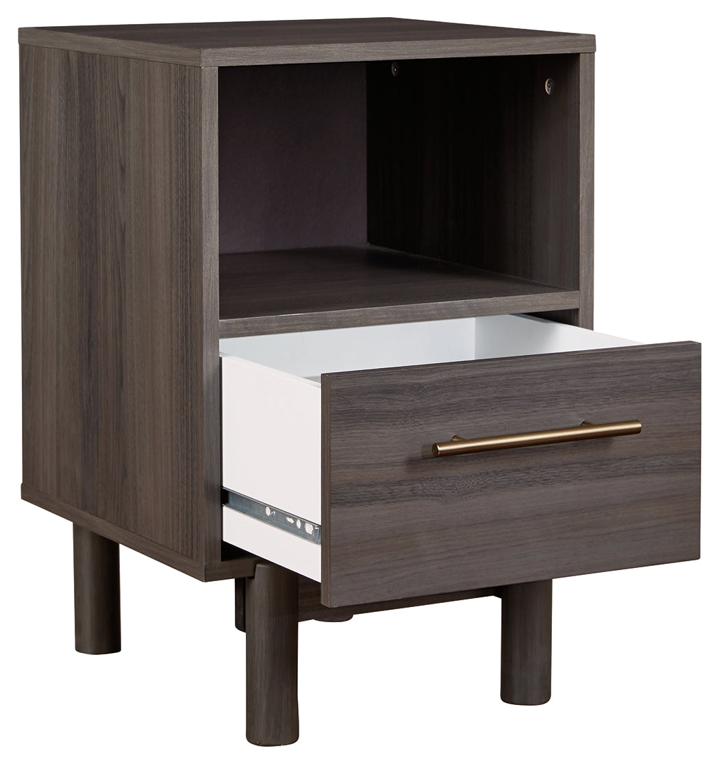Brymont Nightstand