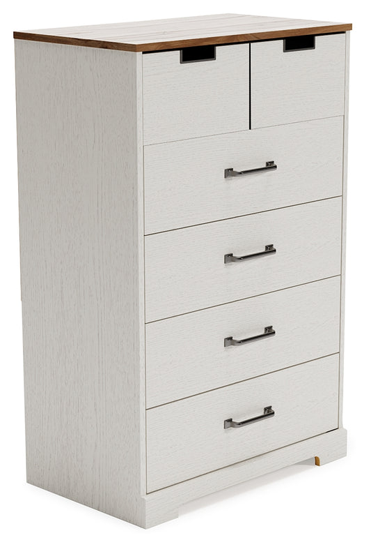 Vaibryn Chest of Drawers