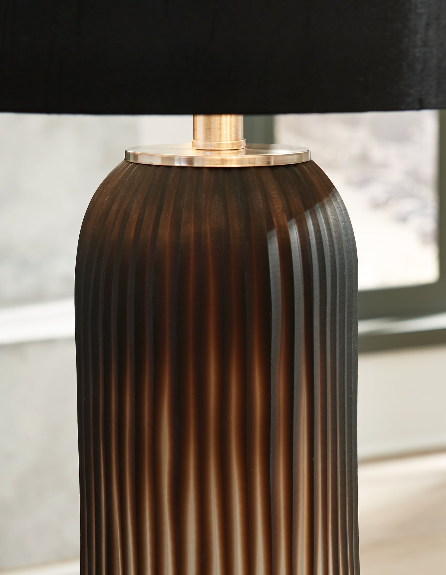 Abaness Table Lamp (Set of 2)