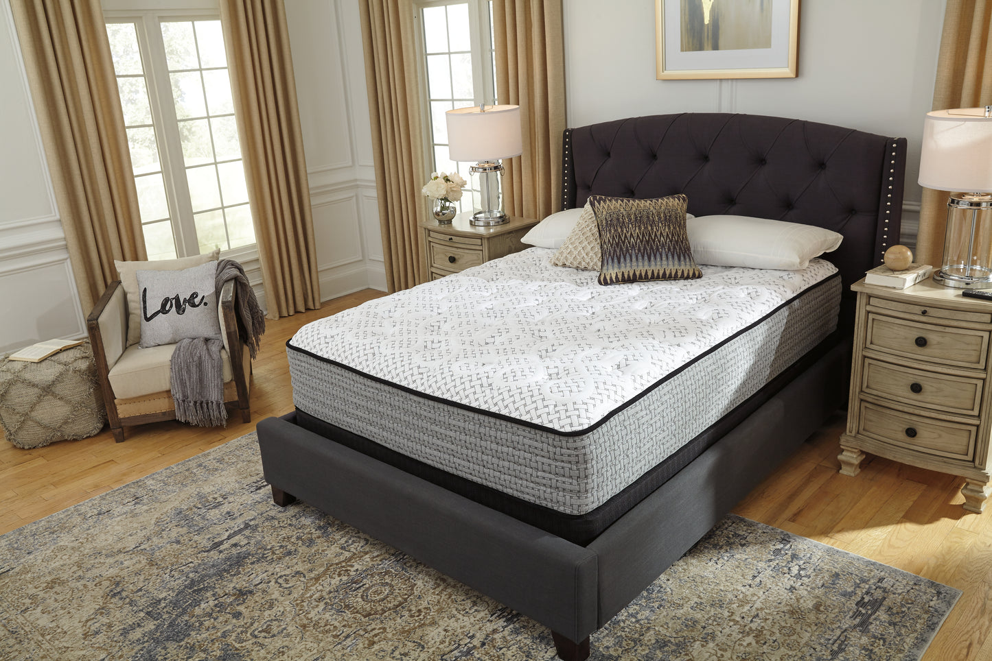 Sante Fe Plush Queen Mattress