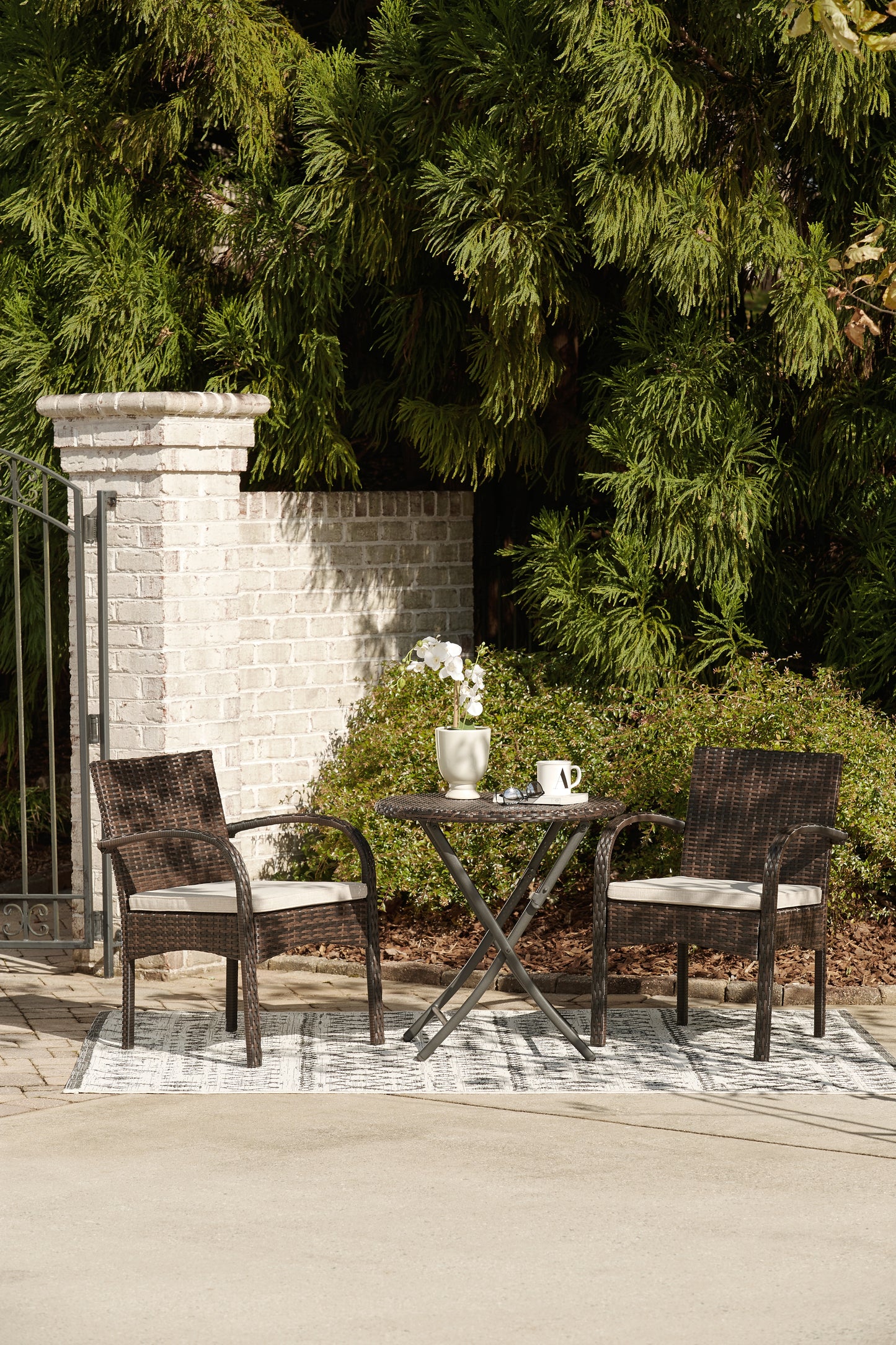 Anchor Lane Outdoor Chairs with Table Set (Set of 3)