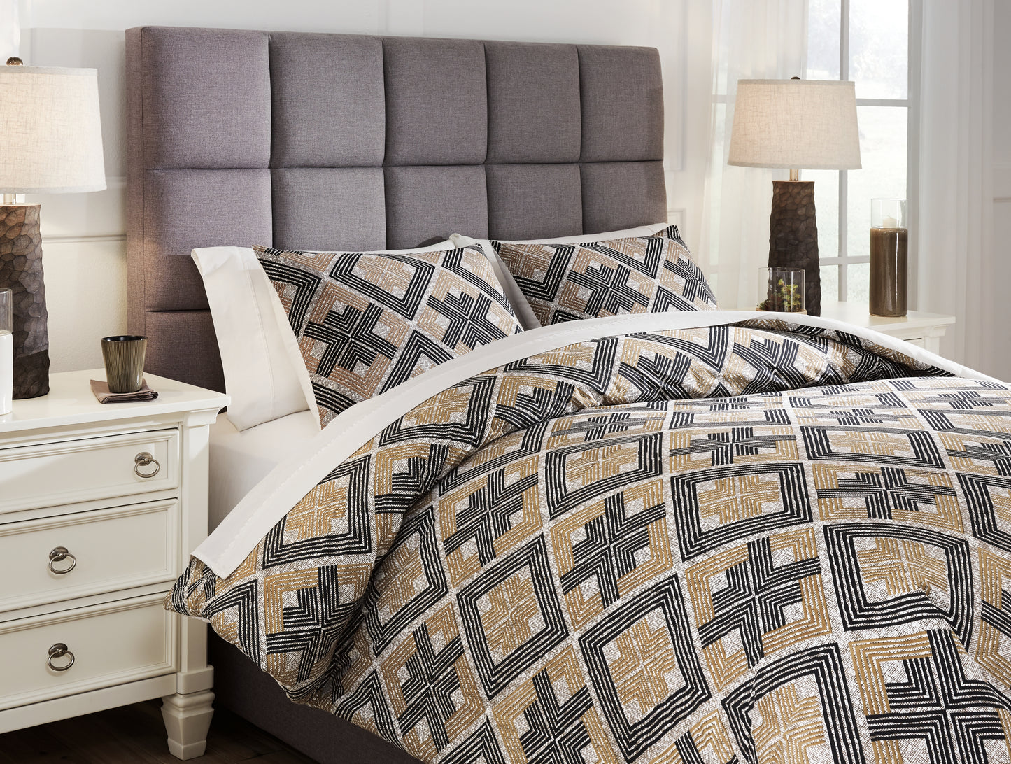 Scylla 3-Piece King Comforter Set
