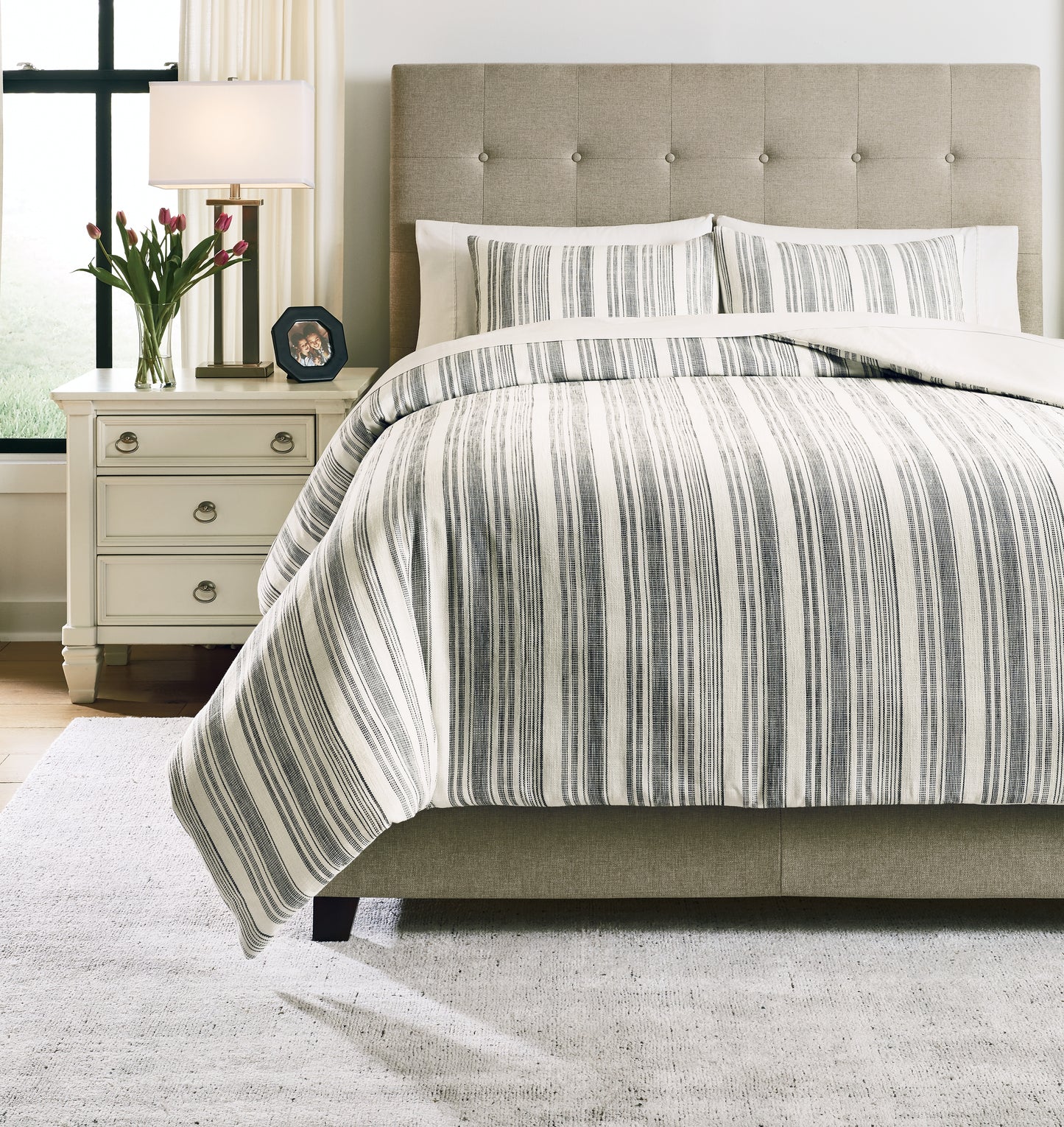 Reidler King Comforter Set