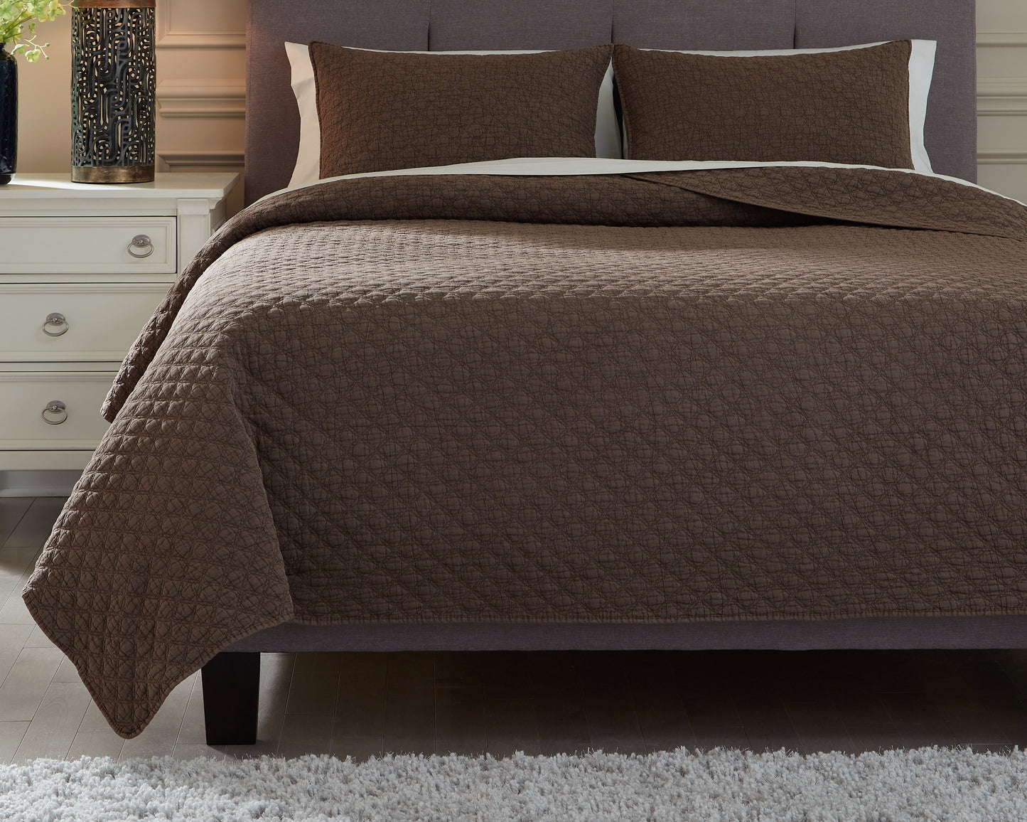 Ryter Queen/Full Coverlet Set