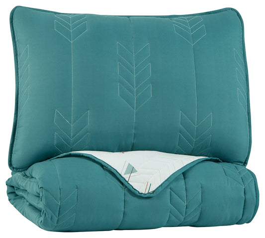Averlett Twin Quilt Set