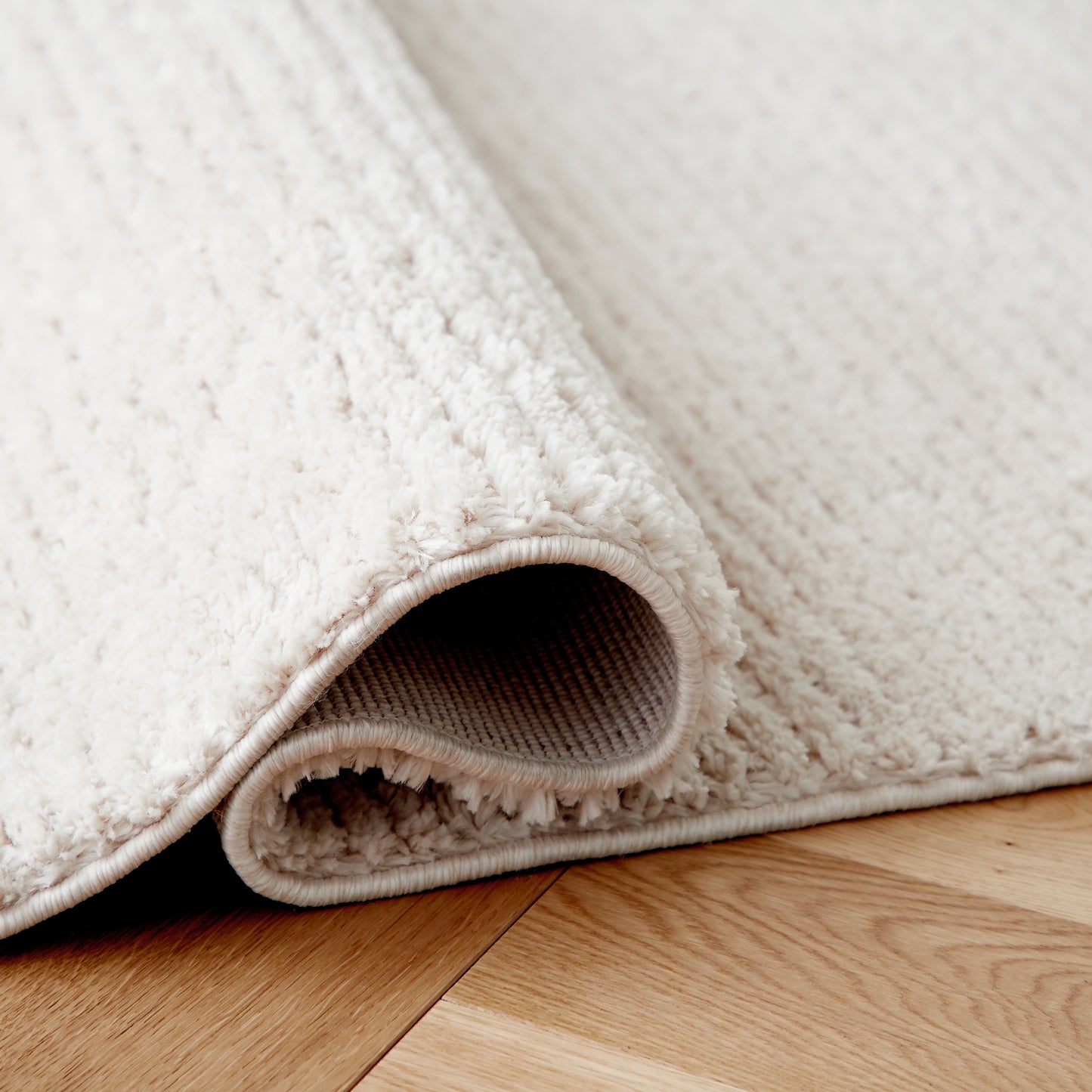Sethmond Large Rug