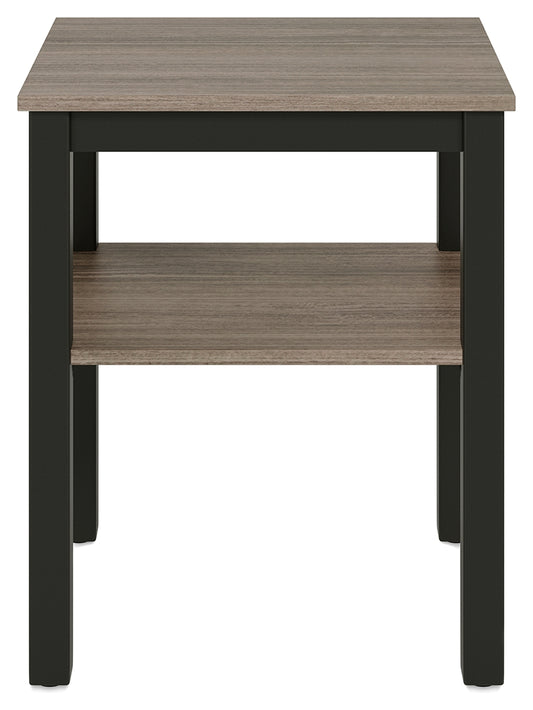 Showdell End Table (Set of 2)
