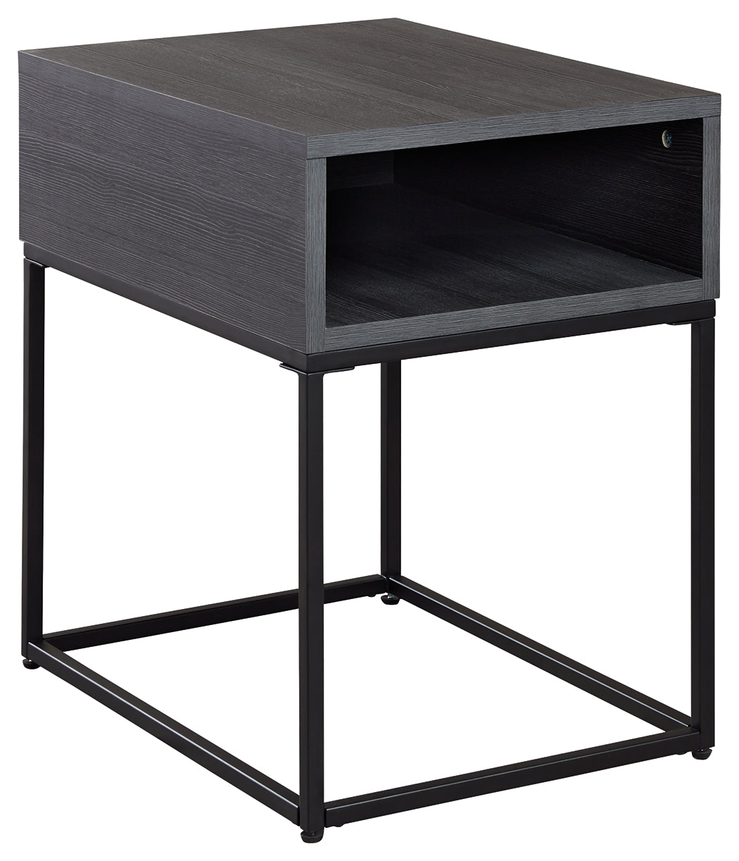 Yarlow End Table