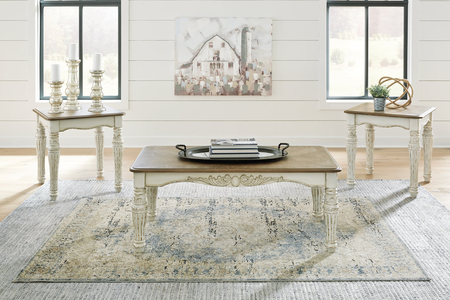 Realyn Table (Set of 3)