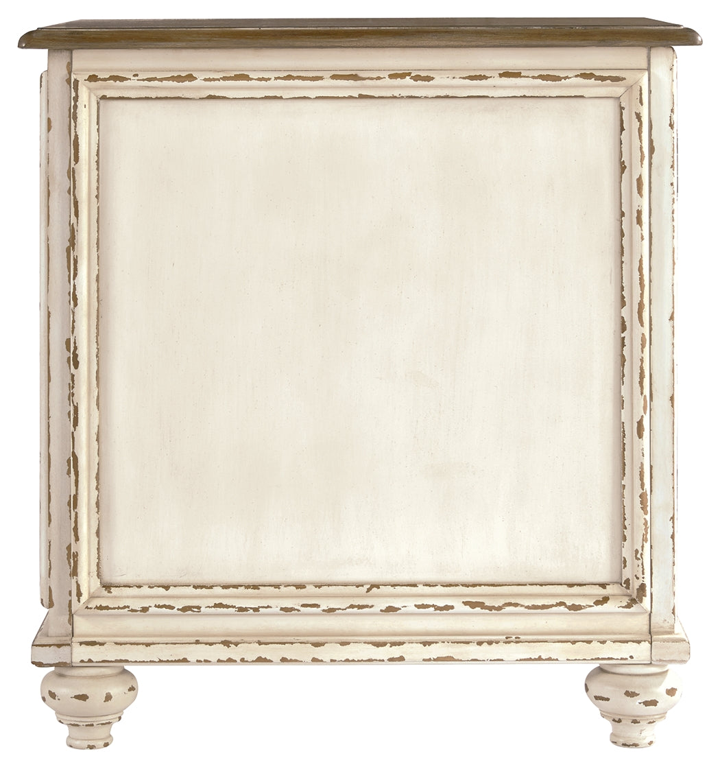 Realyn Chairside End Table