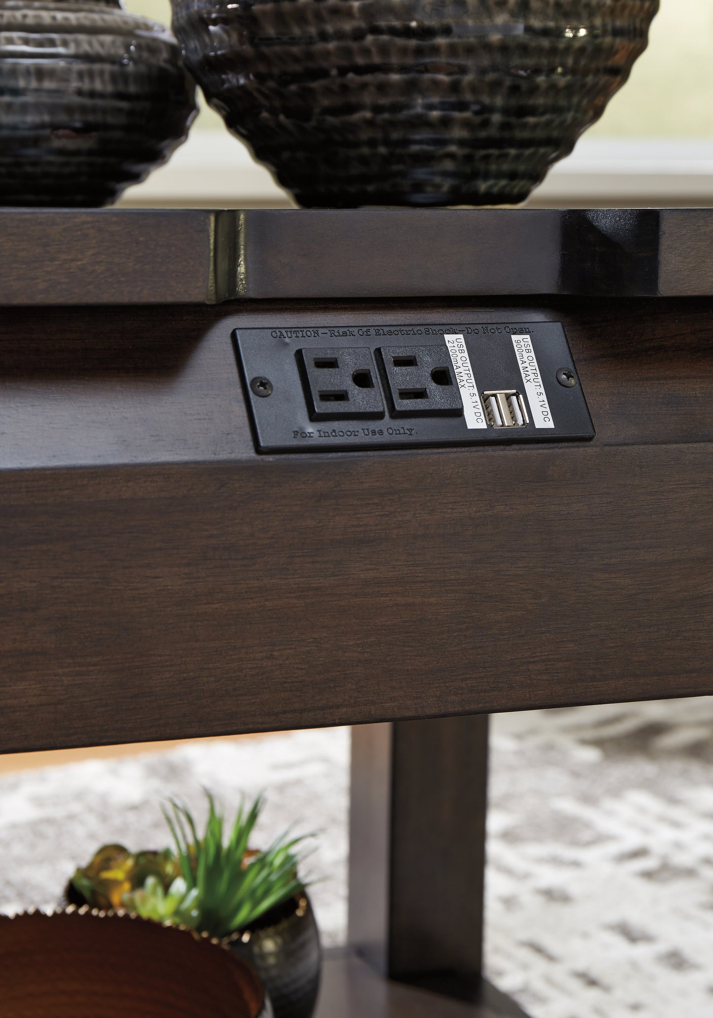 Tariland End Table