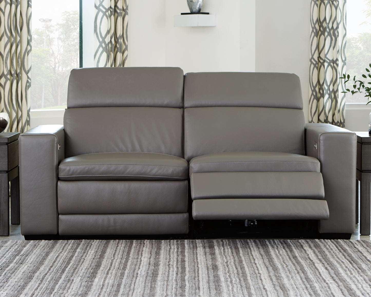 Texline 2-Piece Power Reclining Sectional